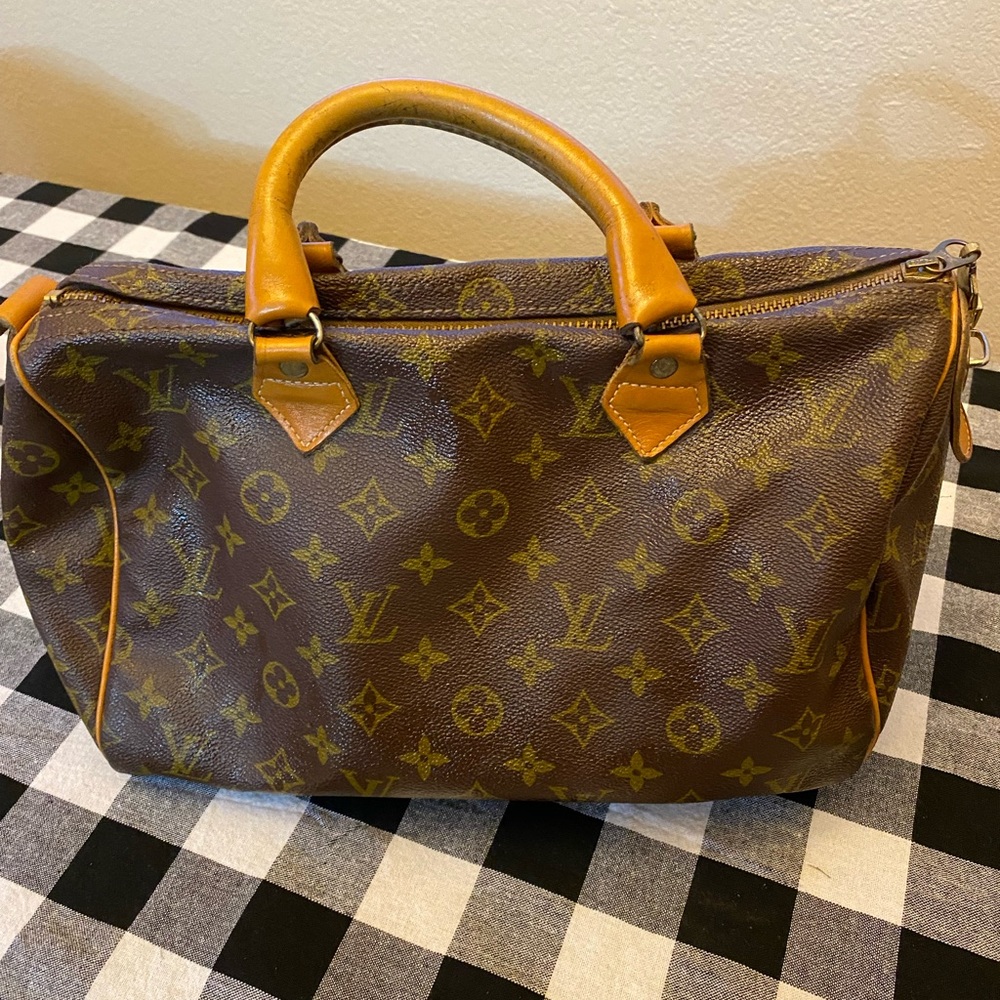 Vintage Louis Vuitton Speedy Bag